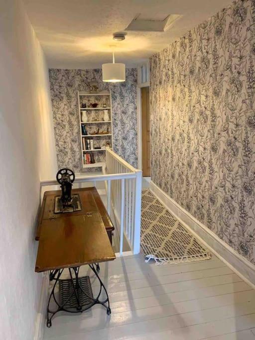 Millstone Cottage - Cosy Peak District Cottage Taddington 外观 照片